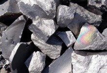 河鋼集團(tuán)10月硅錳最終定價(jià)5820元/噸，此前9月定價(jià)為6000元/噸